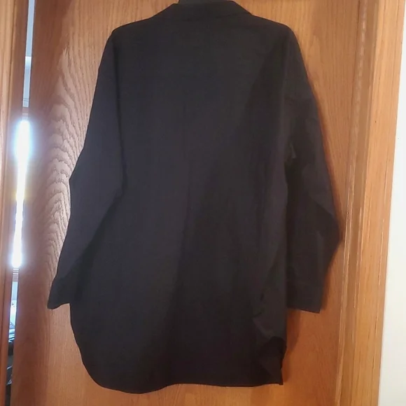 FRANK AND EILEENMACKENZIEONE SIZEBUTTONUPSHIRT